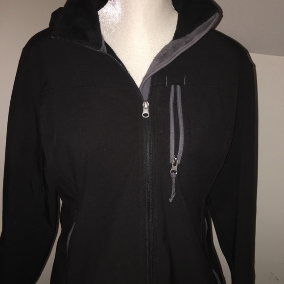Free Country Jackets & Blazers - Free Country polyester jacket with three zippers
